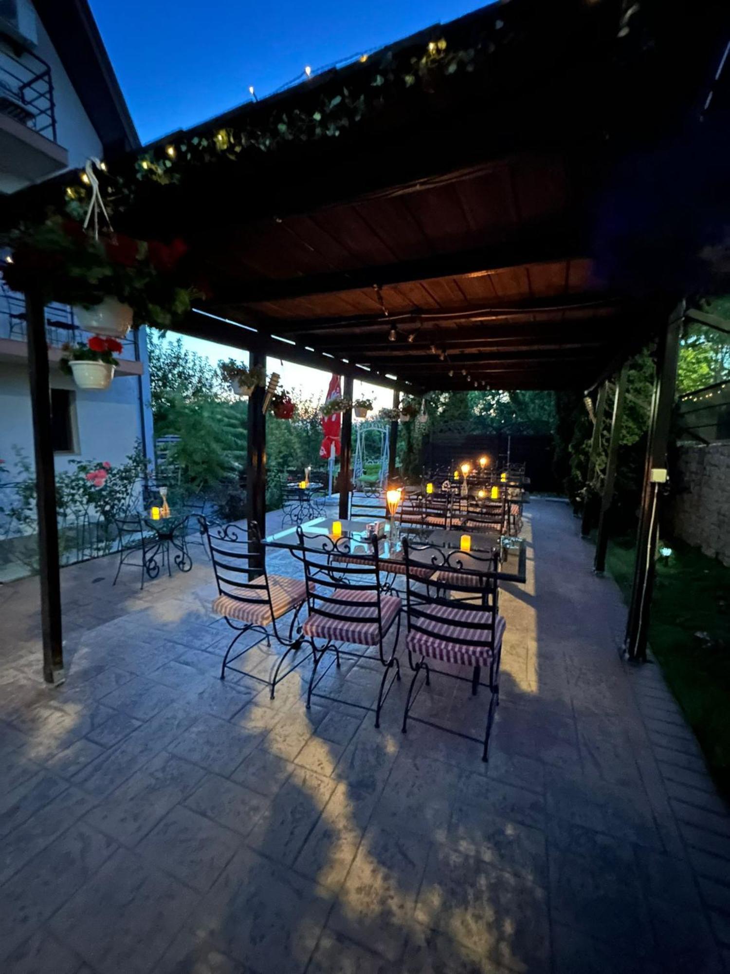 Shamrock Inn Iasi Esterno foto