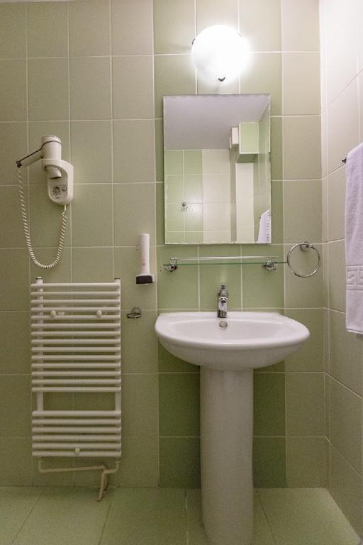 Shamrock Inn Iasi Esterno foto