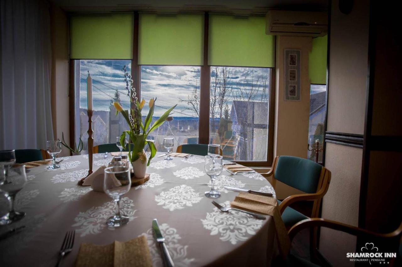 Shamrock Inn Iasi Esterno foto
